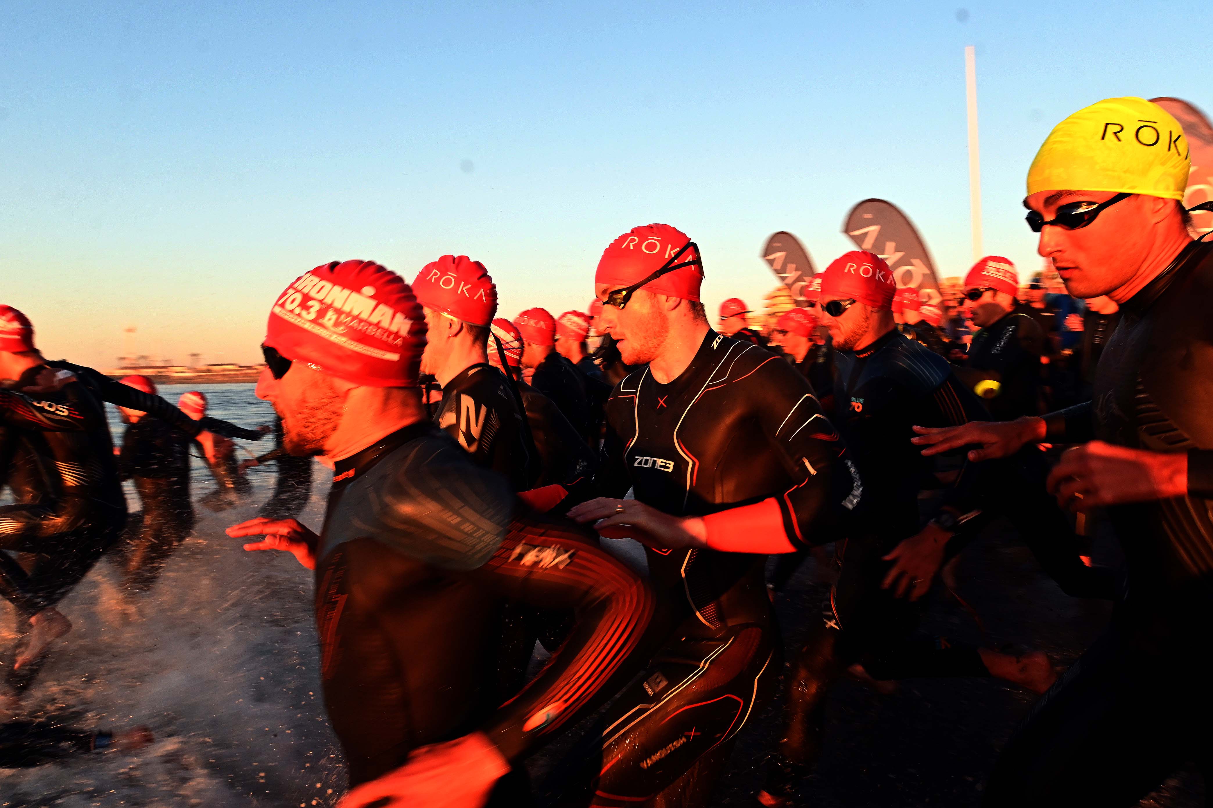 Más de 1.500 triatletas se dan cita en el Ironman 70.3 Marbella