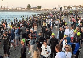 Unos 1.500 deportistas participaron en el Ironman 70.3 Marbella.