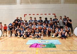 La plantilla del Trops Málaga juvenil, que celebraba su pase al Top 8.