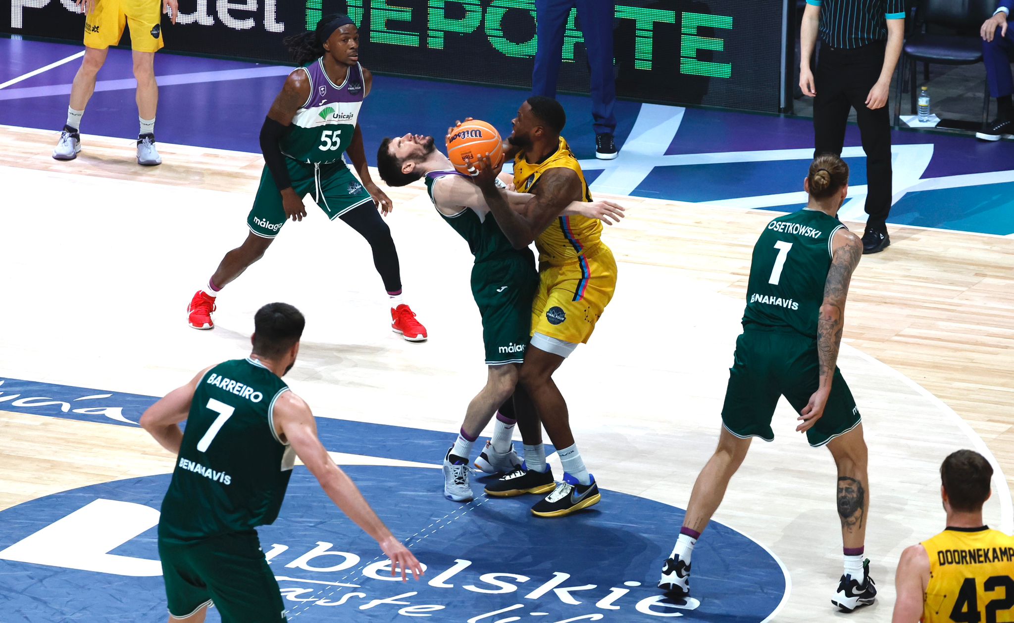 Imágenes de la segunda derrota del Unicaja en la Final Four