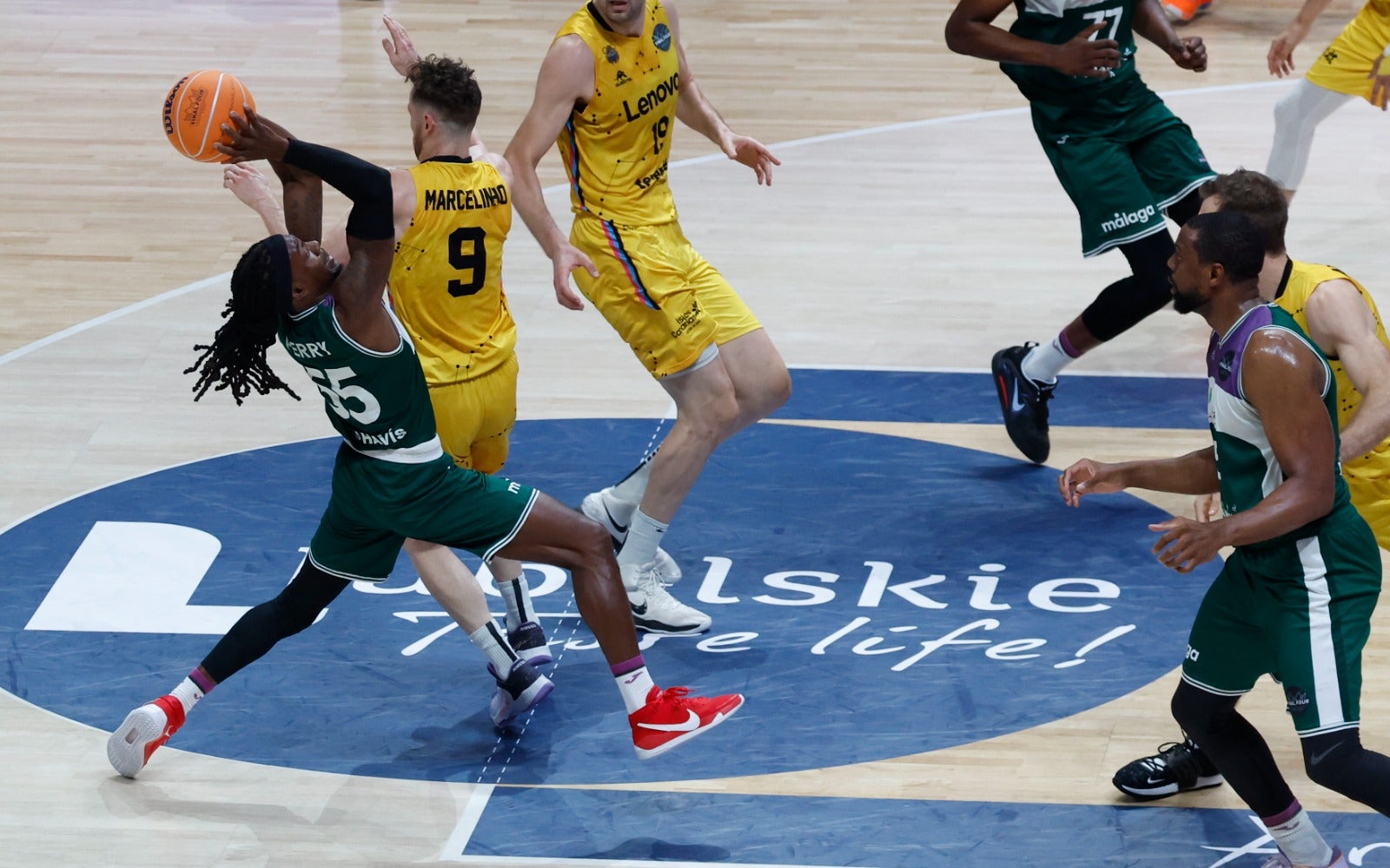 Imágenes de la segunda derrota del Unicaja en la Final Four
