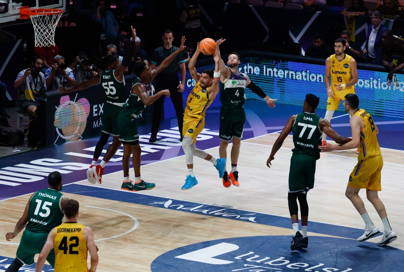 Imágenes de la segunda derrota del Unicaja en la Final Four