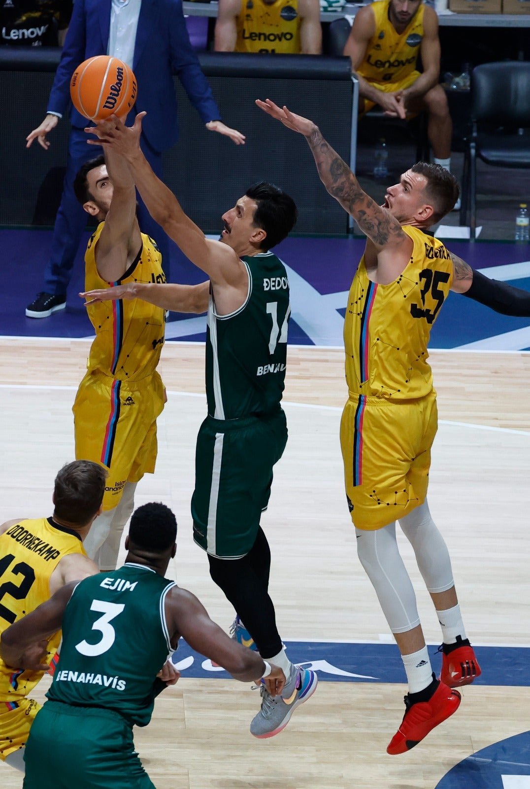 Imágenes de la segunda derrota del Unicaja en la Final Four