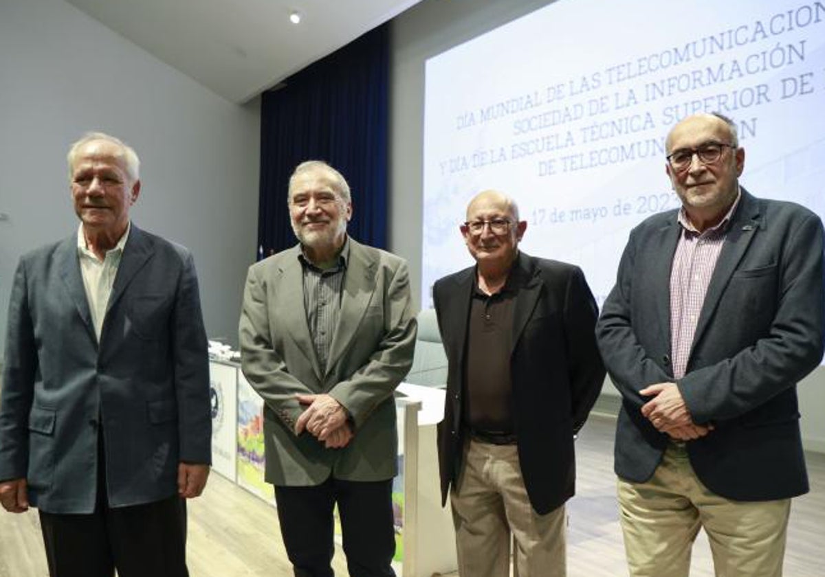 De izquierda a derecha, Francisco Sandoval, Antonio Puerta, Alfredo García y Carlos Camacho.