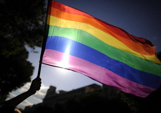 La Junta reivindica una Andalucía libre de LGTBIfobia con la lectura de un manifiesto