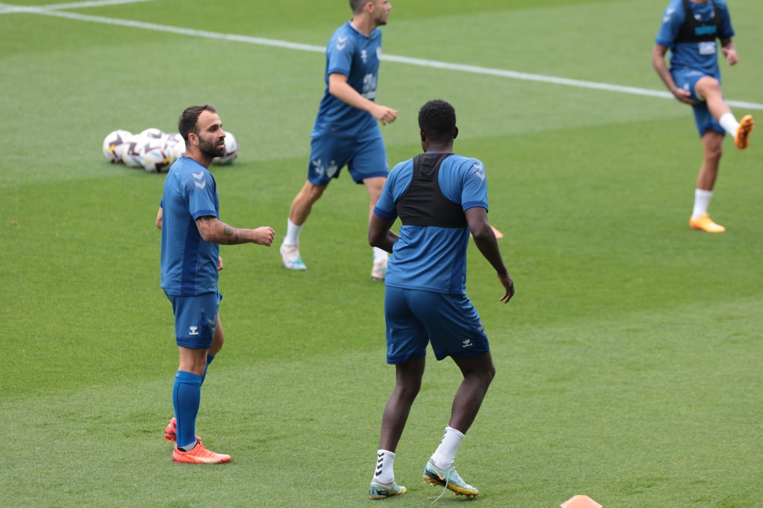 Las fotos del entrenamiento del Málaga, con gran presencia de canteranos