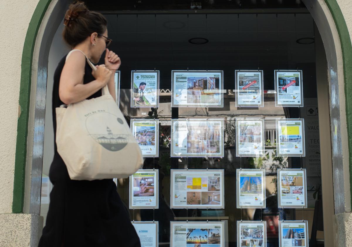 El mercado de la vivienda confirma su enfriamiento en Málaga con tres meses de caída