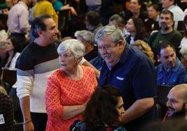 Antonio Romero, histórico dirigente de IU, en el mitin de Yolanda Díaz, en el Palacio de Ferias.