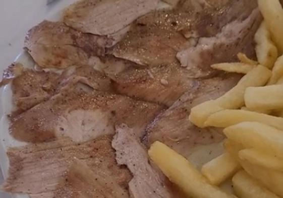 Pincha y Corta: La crítica de la Pata Asada con patatas en el Bar... Tolo