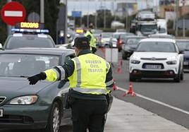 Investigan a un conductor en Málaga que huyó campo a través para no someterse a las pruebas de alcohol y drogas