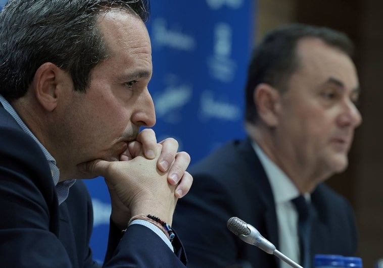 Kike Pérez: «No hay fichajes hechos, pero sí conversaciones»