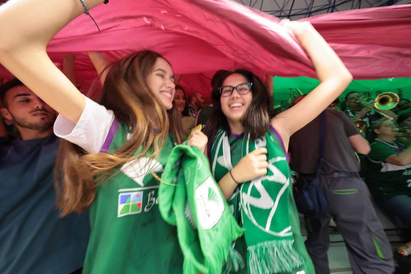 El segundo partido de play-off entre Unicaja y Tenerife, en fotos