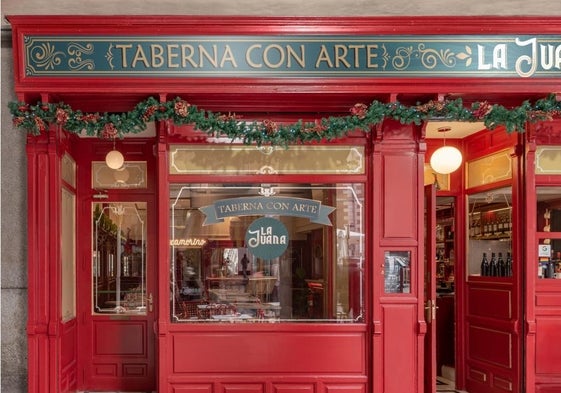 Entrada principal de La Juana, en la céntrica calle Gerona.