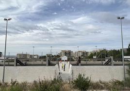 Las pistas polideportivas quedarán cubiertas tras la ejecución de la segunda fase.