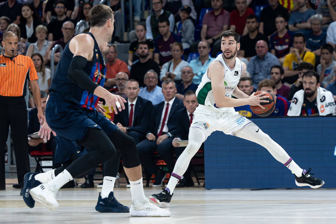 El primer encuentro de semifinales entre Barça y Unicaja, en imágenes