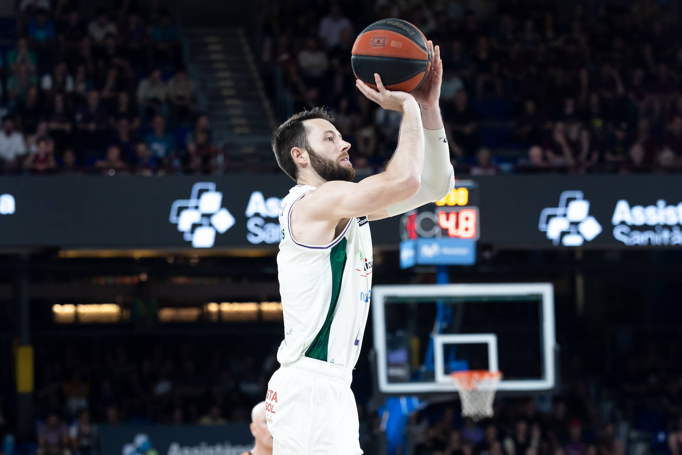 El primer encuentro de semifinales entre Barça y Unicaja, en imágenes