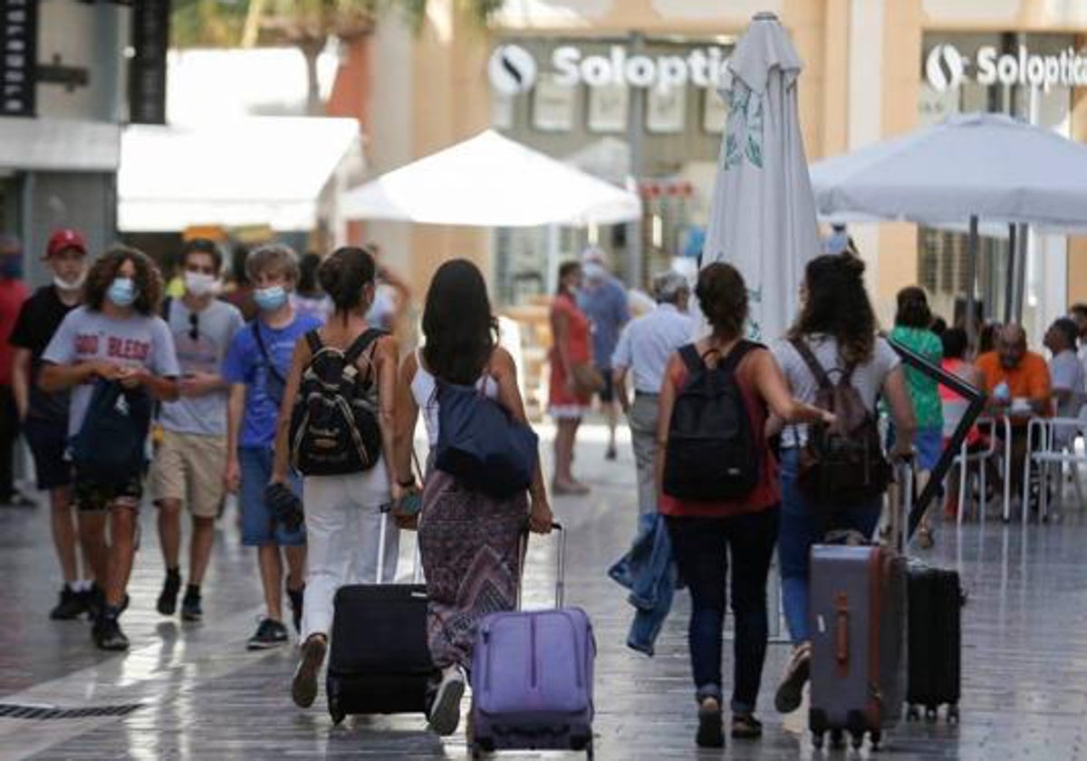 El excelente comportamiento del turismo está impulsando la economía malagueña.