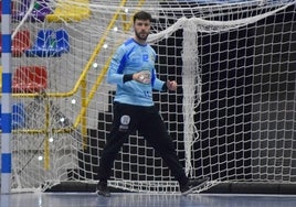 El guardameta Fran Alarcón, durante un partido con el Alsur Antequera.