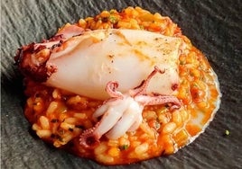 El risotto de La Antxoeta, con un jugoso contraste de sabores.