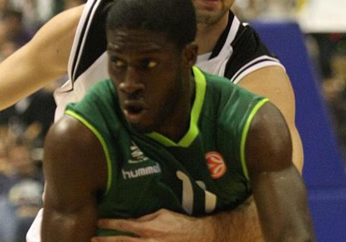 Jeter, en un partido con el Unicaja en la Euroliga.
