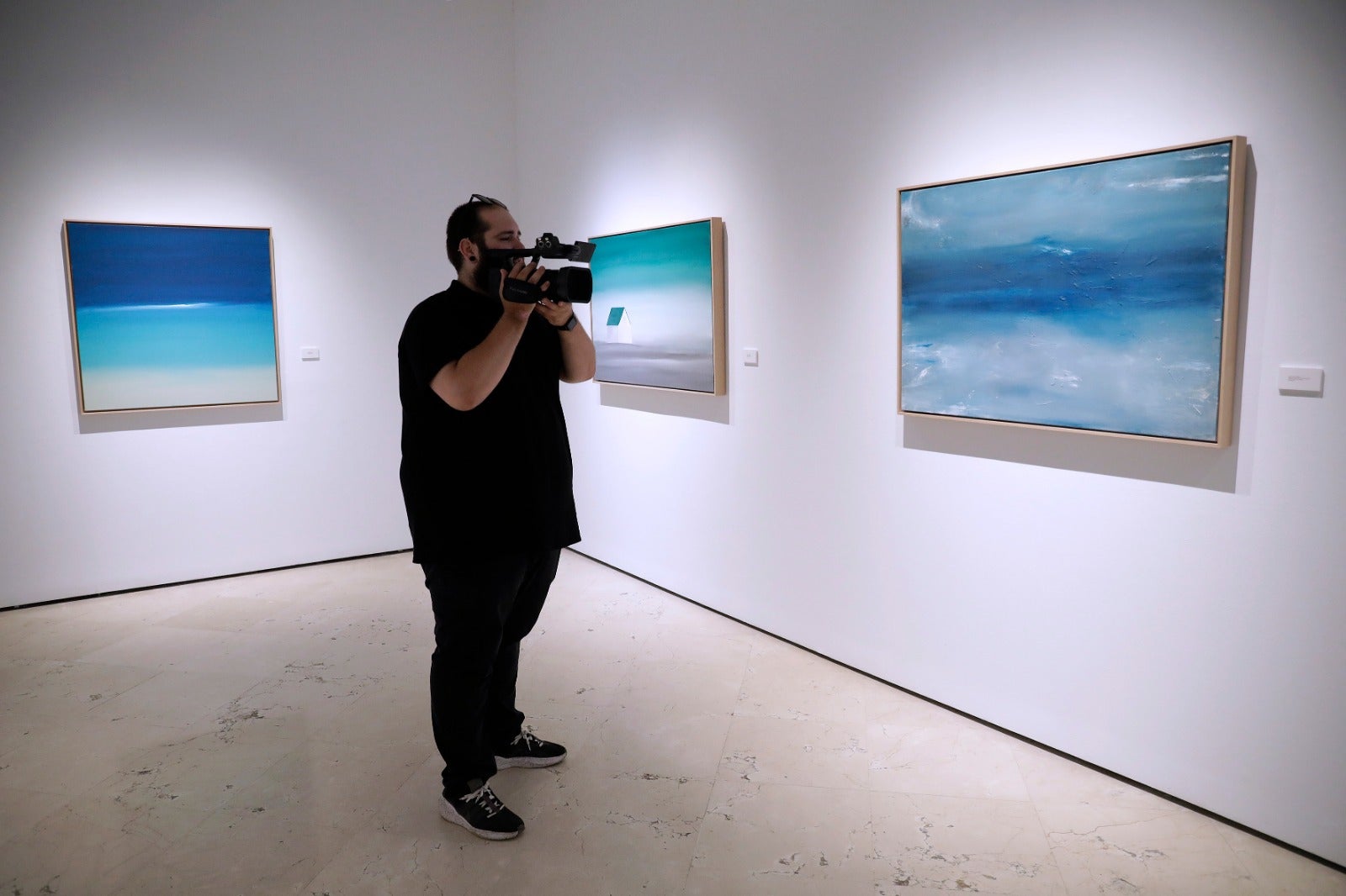 La exposición &#039;Lugares perdidos&#039;, de Manolo Castillo, en imágenes