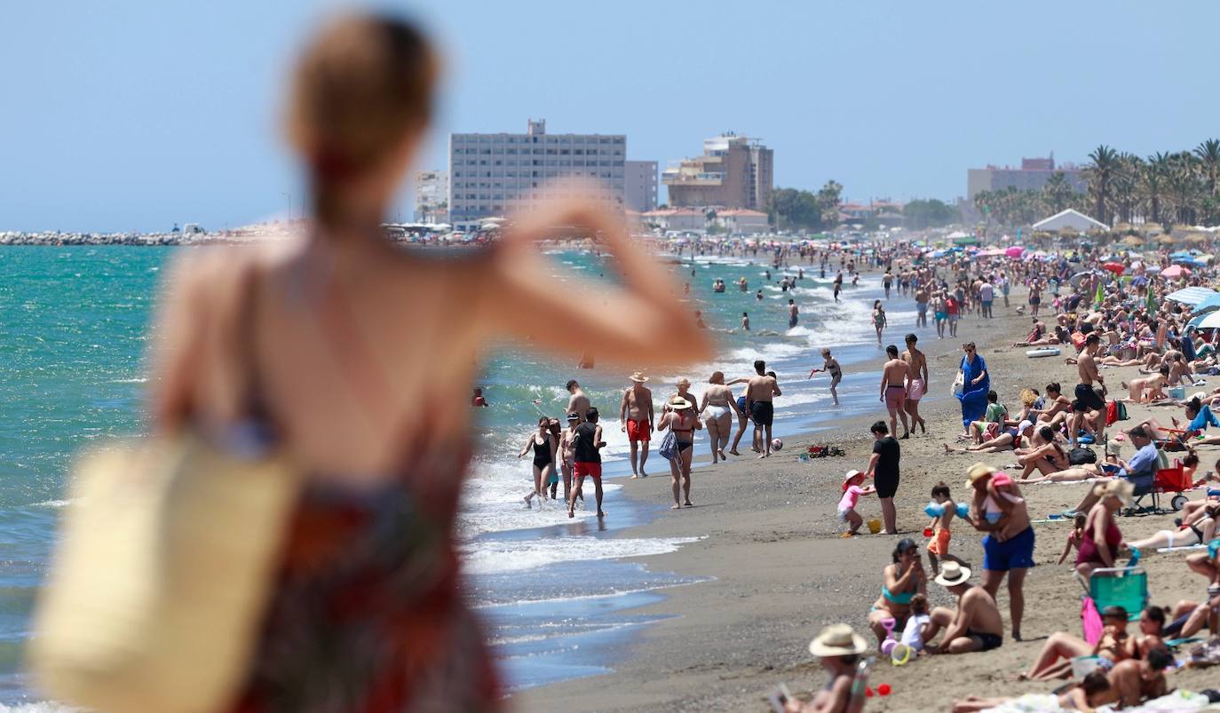 Málaga vive este sábado su primer gran día de verano anticipado