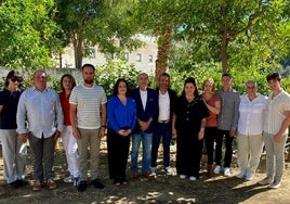 Integrantes de la candidatura socialista en Benamargosa, con Salvador Arcas al frente.