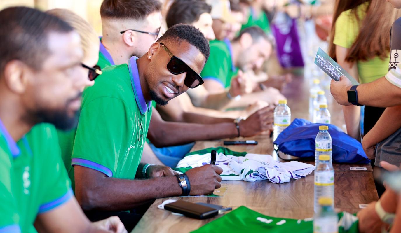 El Unicaja se despide de sus aficionados en Le Grand Café