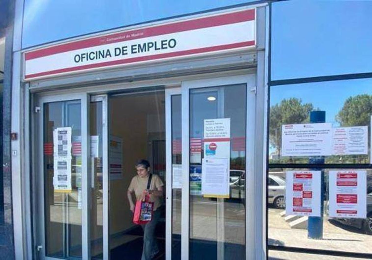 El SEPE ofrece una ayuda extraordinaria a parados de larga duración mayores de 45 años durante un año