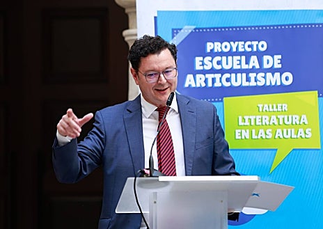 Imagen secundaria 1 - &#039;Literatura en las aulas&#039; para crear escuela y aprender a ser críticos