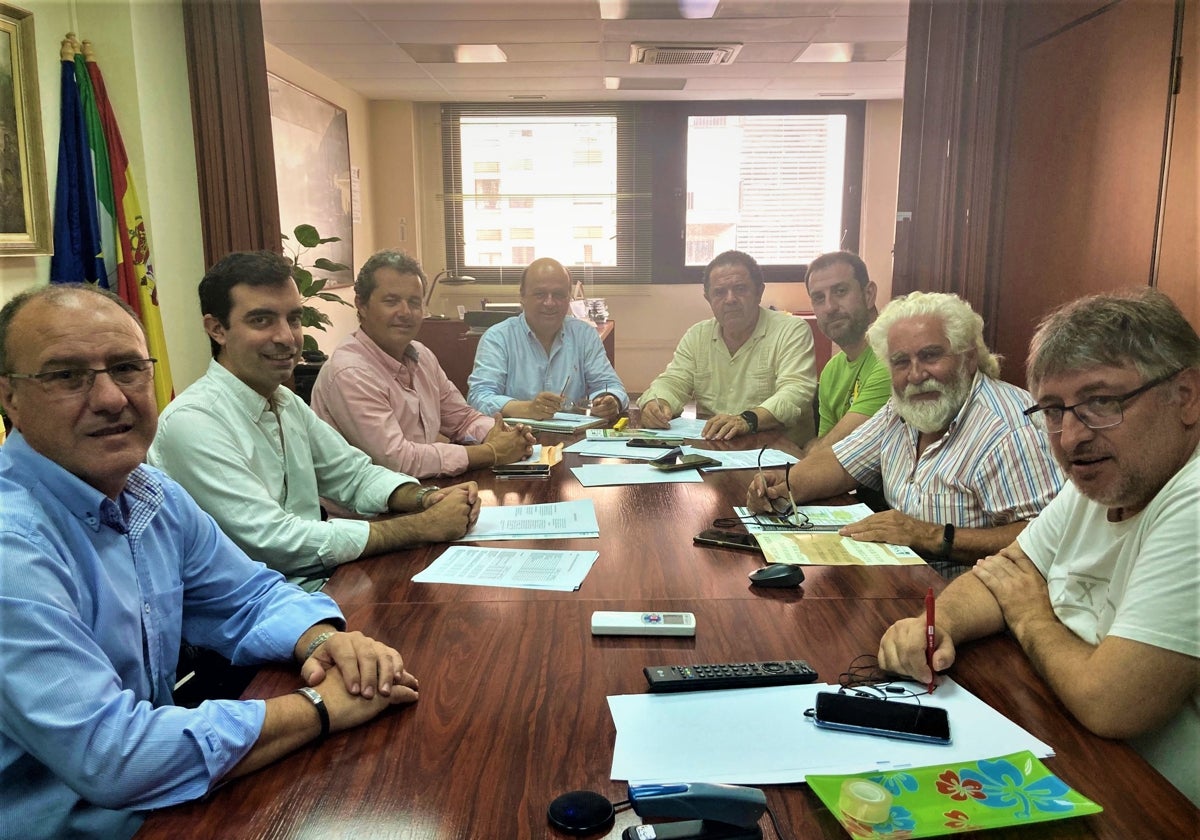 Imagen de la reunión entre la patronal y los sindicatos agroalimentarios.