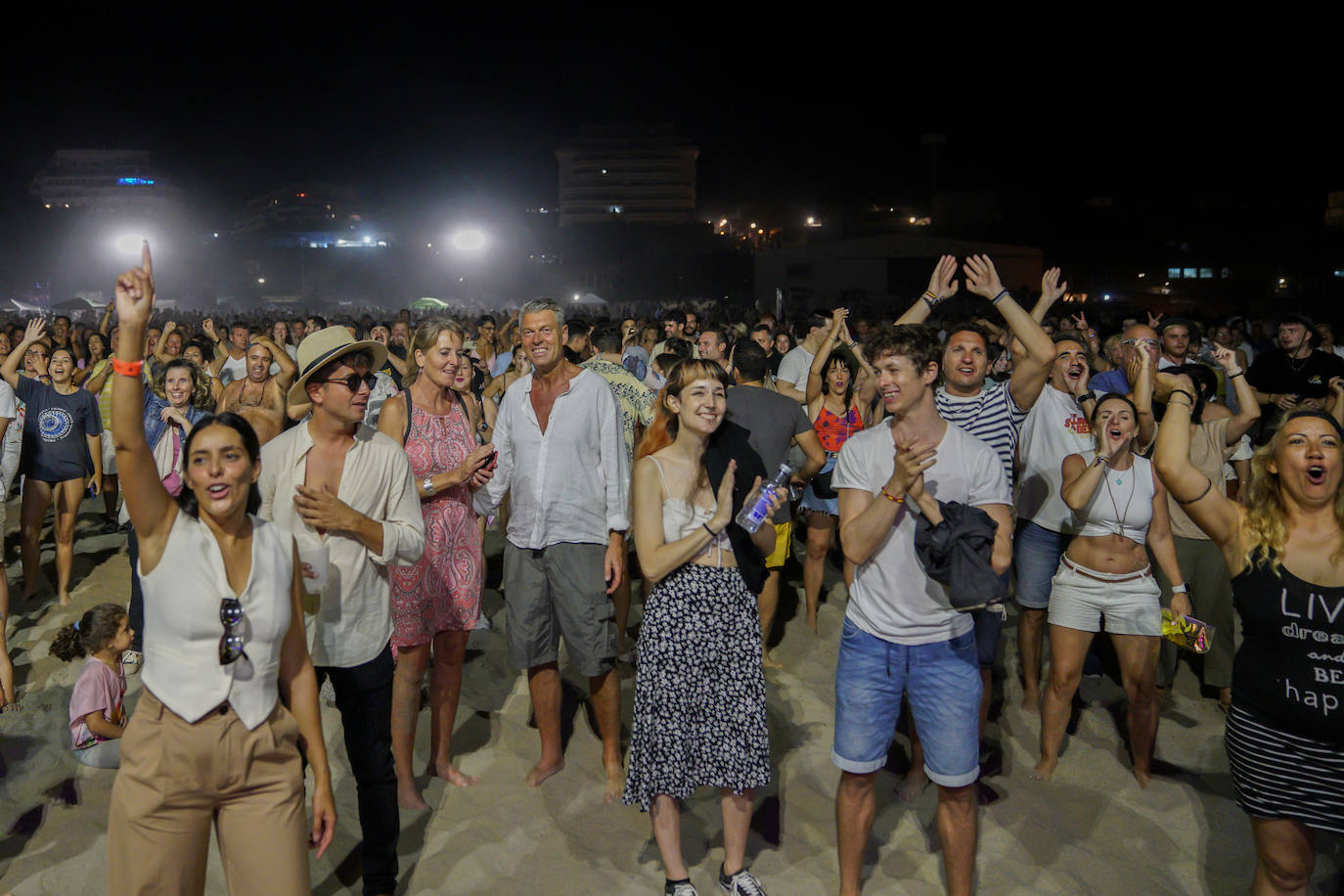 Celebración de San Juan en las playas de Marbella.