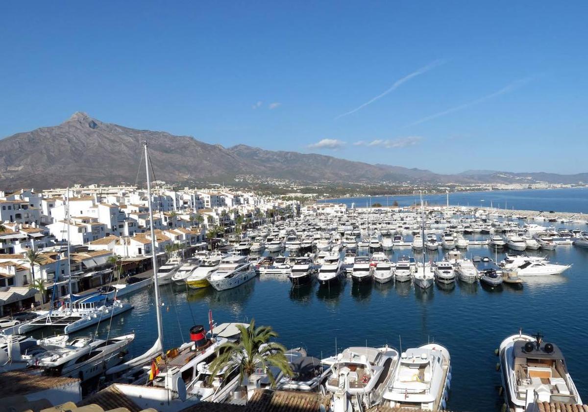 Vista de la zona de atraques de Puerto Banús.