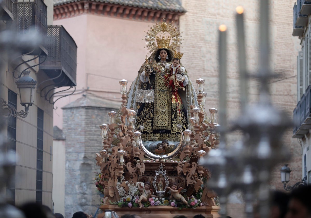 La Virgen del Carmen Coronada durante su salida procesional.