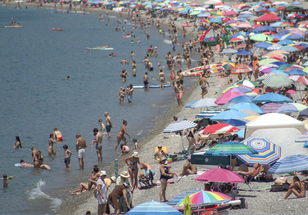 La Junta actualiza el Catálogo de Playas de Andalucía con un asistente conversacional