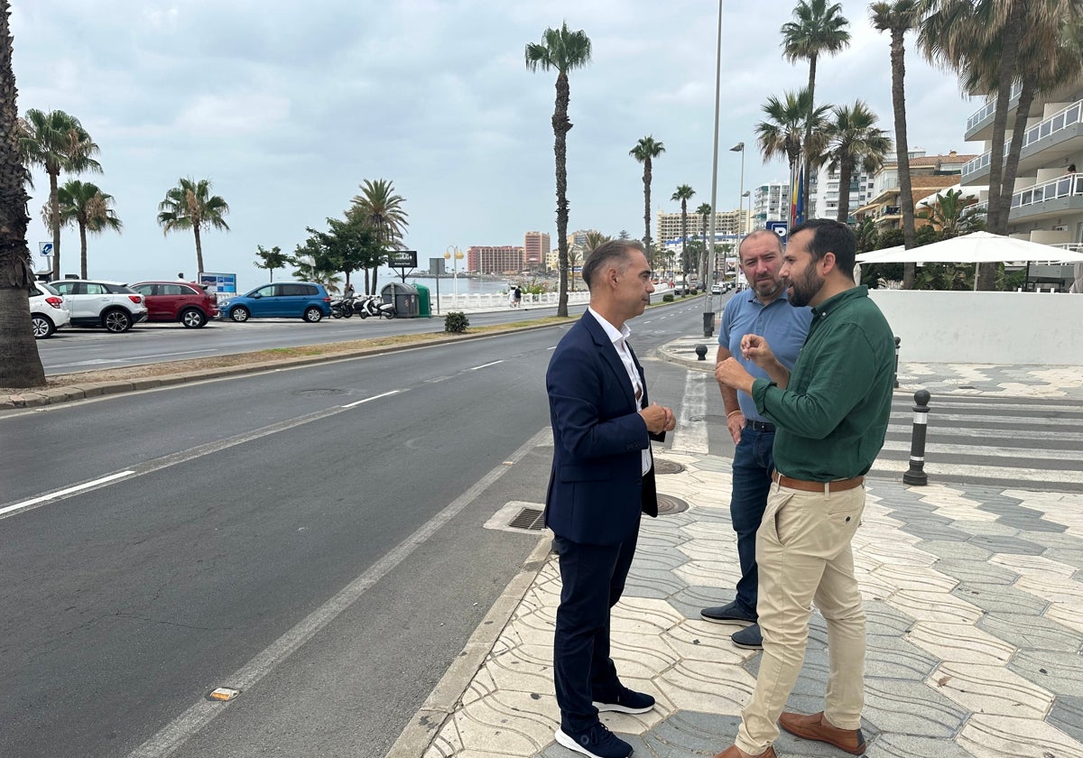 La avenida Antonio Machado de Benalmádena recupera su polémico cuarto carril