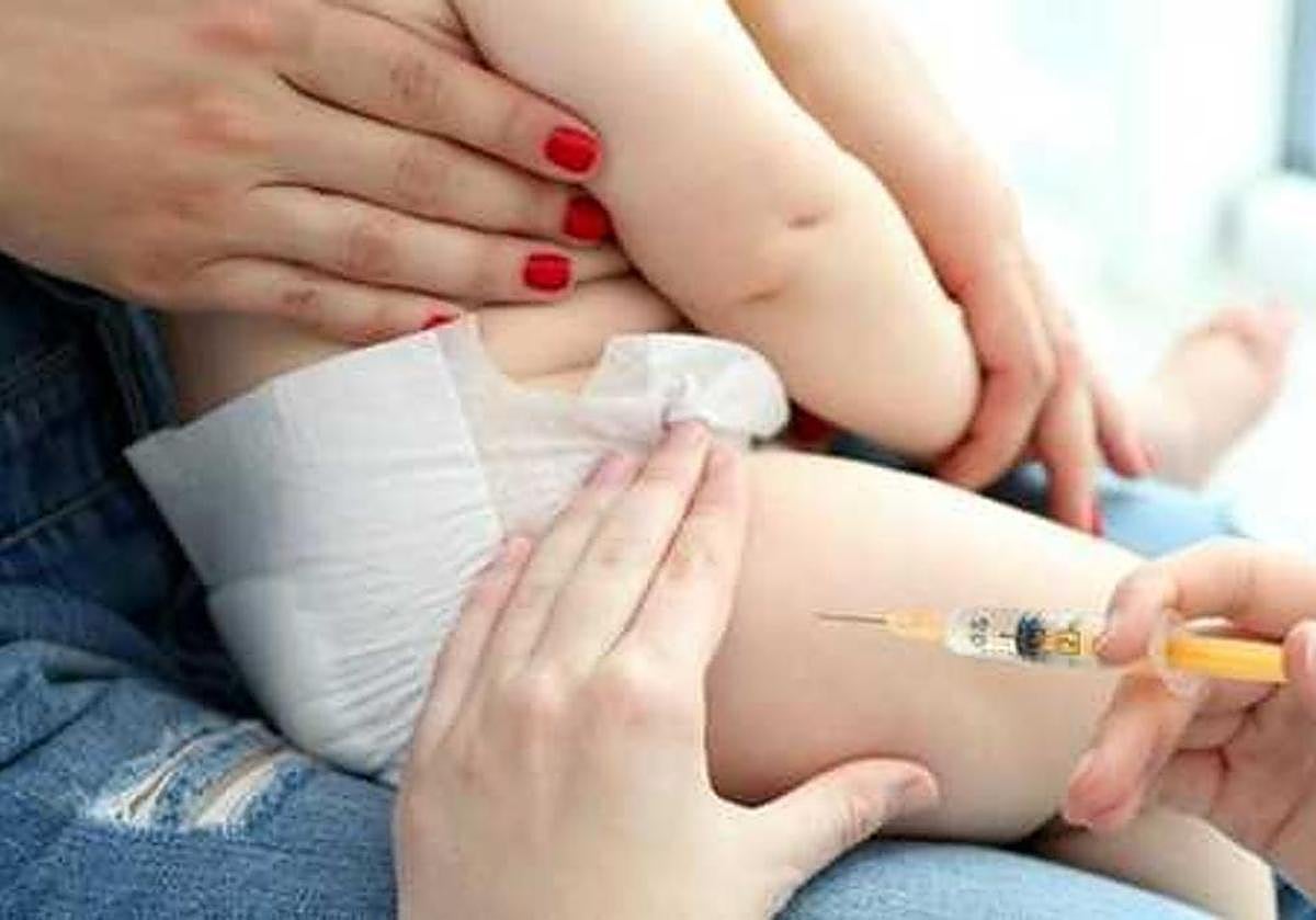 Andalucía pone fecha para inmunizar a los menores de seis meses frente al virus que provoca la bronquiolitis