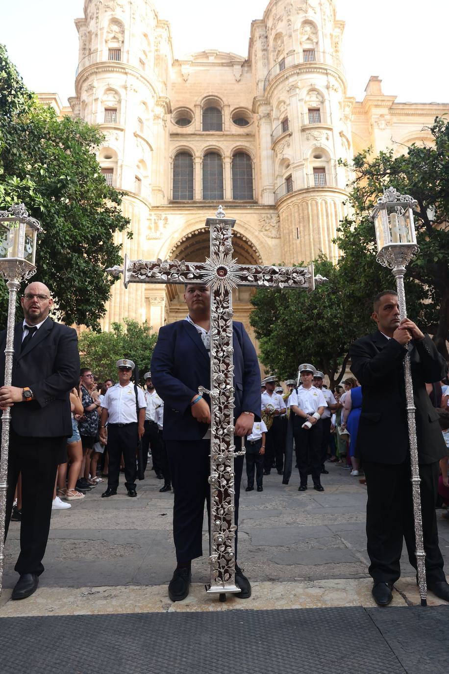 Procesión del Carmen Coronada