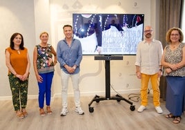 Acto de presentación de la programación festiva, este martes en el Ayuntamiento torroxeño.