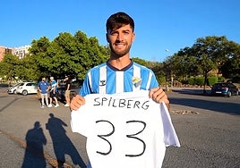 Carliyo, antes de ir al aeropuerto, en el vídeo.