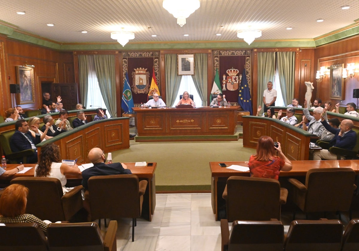 Marbella otorgará más de una veintena de medallas y reconocimientos con motivo de la festividad de la Policía Local
