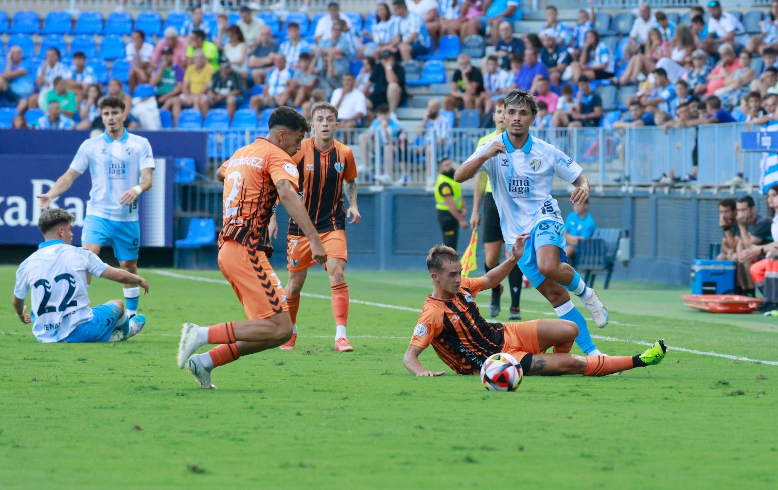 El Málaga y el Antequera disputan el Trofeo Costa del Sol