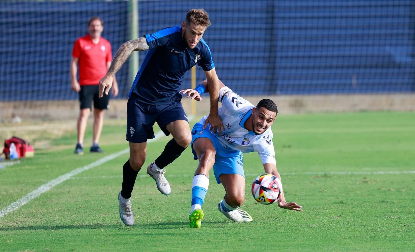 El Málaga-San Fernando de pretemporada, en imágenes