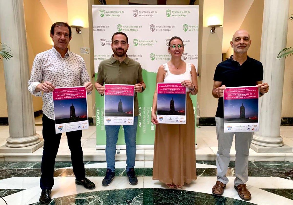 Acto de presentación de la actividad en el Ayuntamiento de Vélez-Málaga.