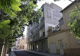 Edificio de la calle Amargura para el que se ha proyectado un negocio de apartamentos.