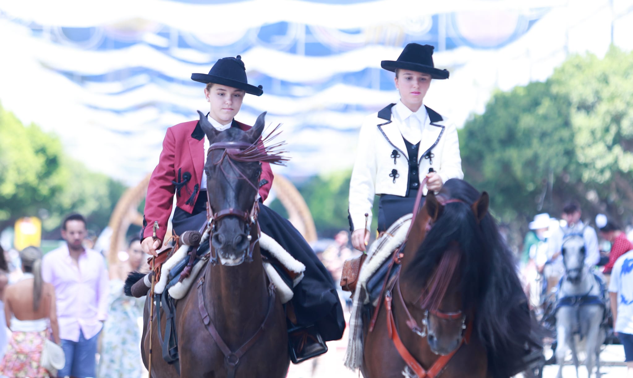 Las mejores imágenes del martes festivo en la Feria de Málaga