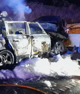 Imagen secundaria 2 - Imágenes de loc vehículos accidentados en en el kilómetro 4 de la A-355 a su paso por Coín