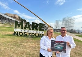 La alcaldesa y el concejal, en el recinto Marenostrum.