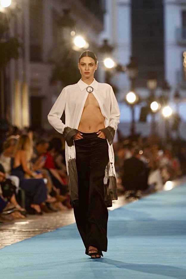 Pasarela Larios 2023: Desfile de Ángel Schlesser