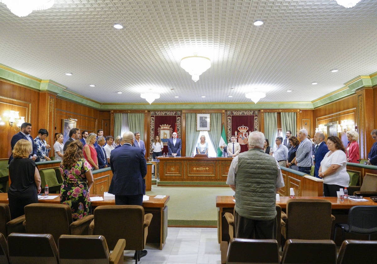 Minuto de silencio por las víctimas de Marruecos y Libia en el Pleno de hoy.